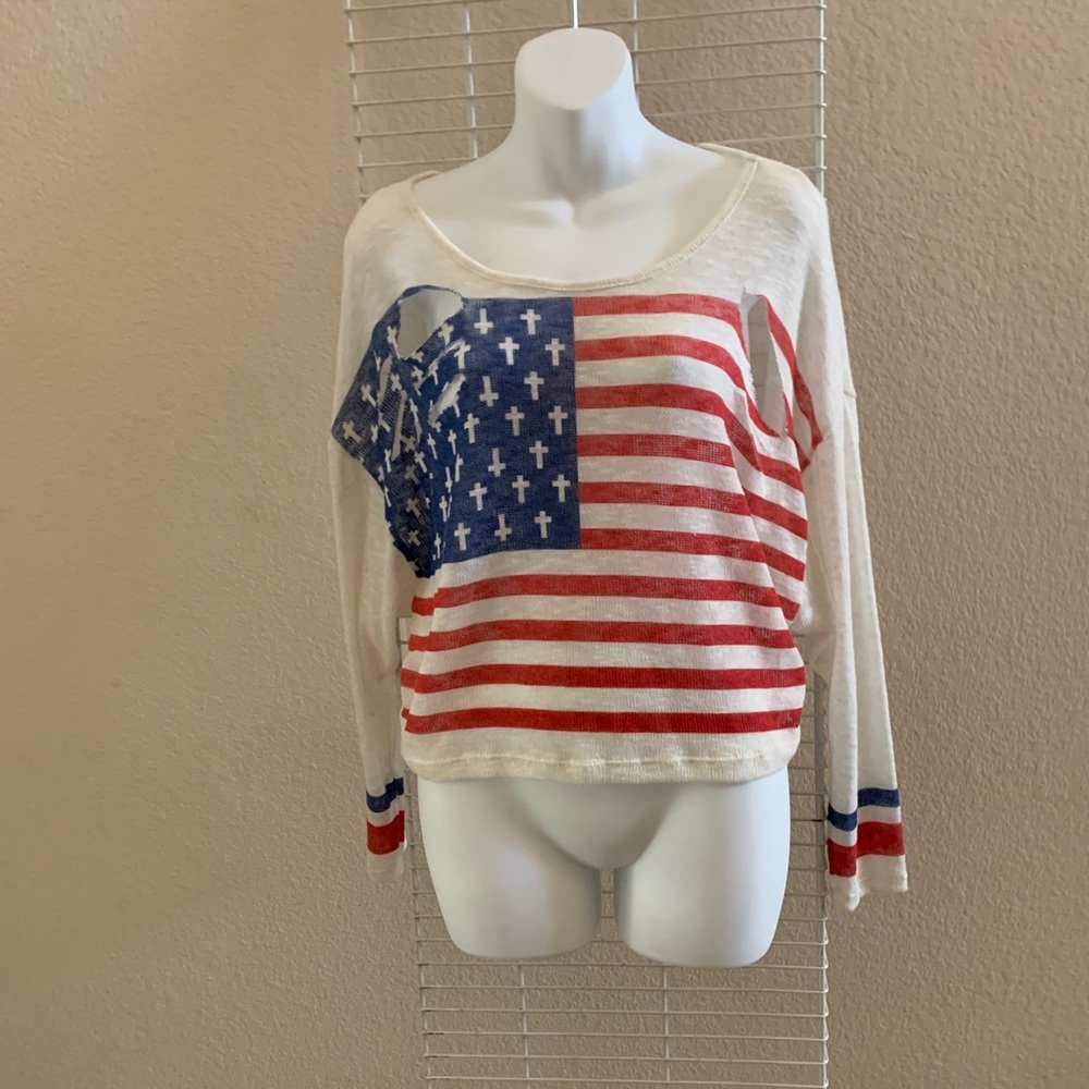 Women’s flag detail lightweight sweater top